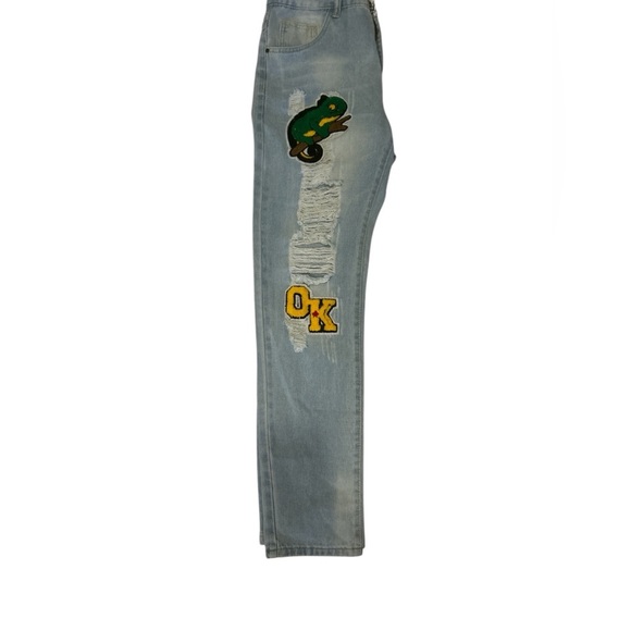 Cartoon and Patches Men's Jeans with a Hip Hop 90's Theme, Size 32 Waist. - Picture 2 of 5
